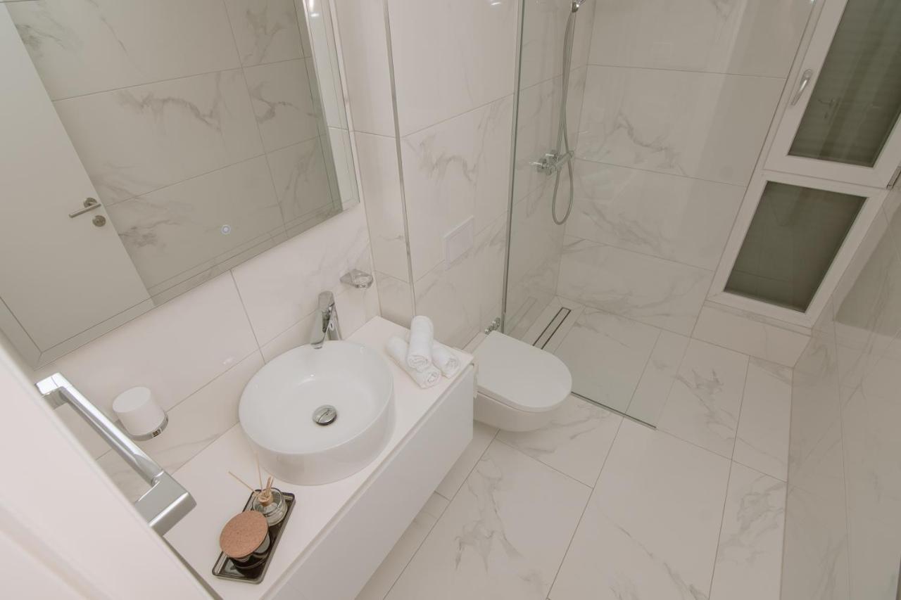 Apartments Adriatic Pearl トロギール エクステリア 写真