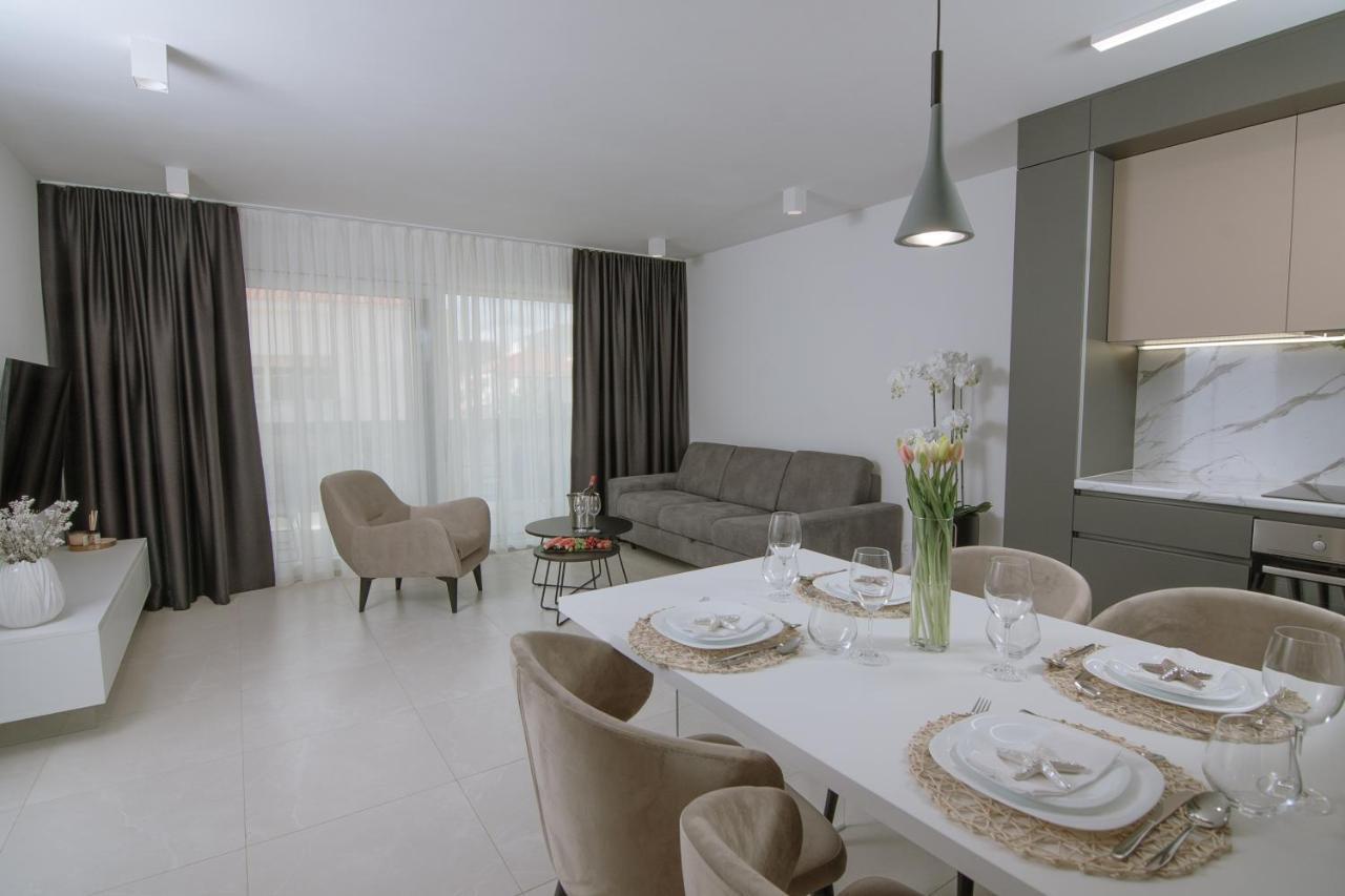 Apartments Adriatic Pearl トロギール エクステリア 写真
