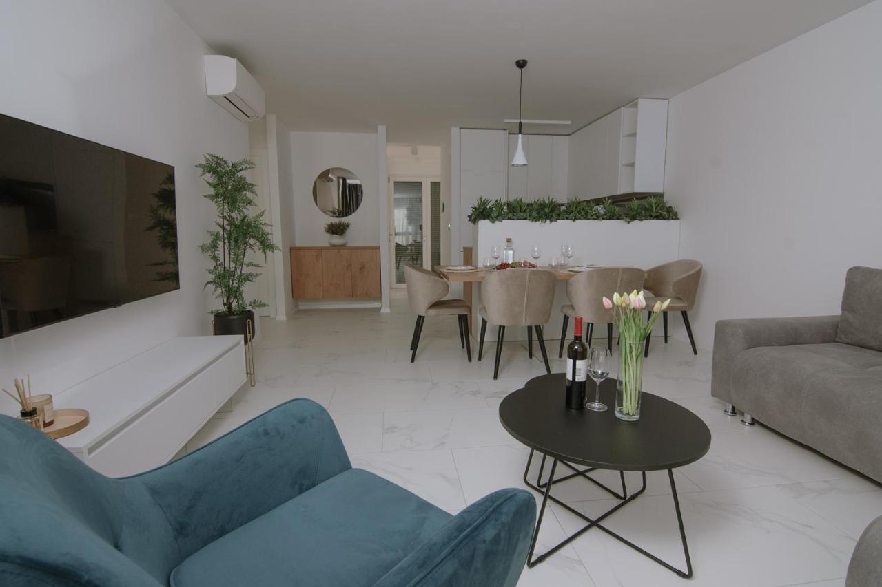 Apartments Adriatic Pearl トロギール エクステリア 写真
