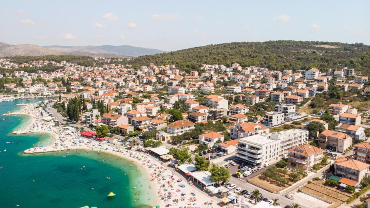 Apartments Adriatic Pearl トロギール エクステリア 写真
