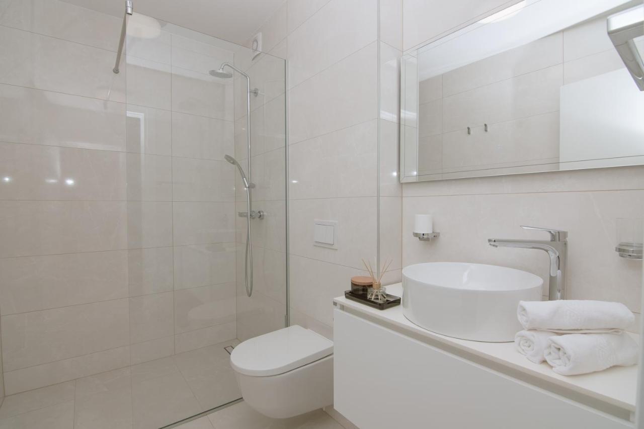 Apartments Adriatic Pearl トロギール エクステリア 写真
