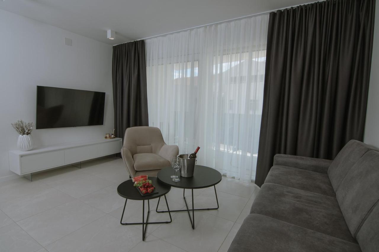 Apartments Adriatic Pearl トロギール エクステリア 写真